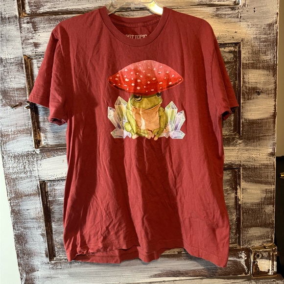 Hot Topic Red Frog Mushroom Tee - Picture 1 of 3